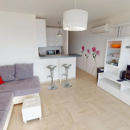 Beau 2p Au Calme, Terrasse, Vue Mer, Clim, Parking Prive, Wifi - Fr-1-196-310 * Menton